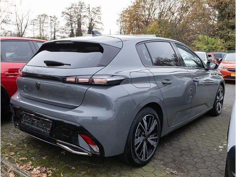 Gebraucht Peugeot 308 Allure 131 PS (96 kW) 2023 Grau Limousine