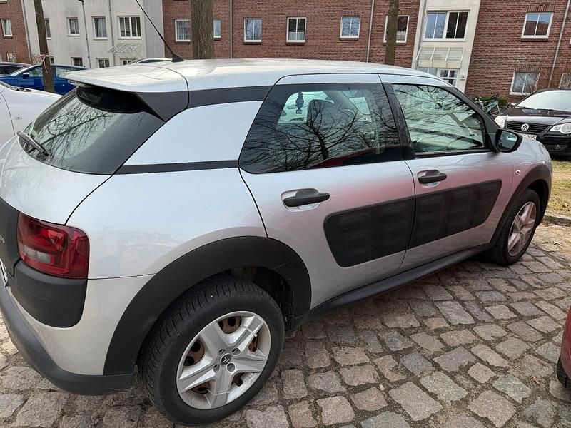 Gebraucht Citroën C4 82 PS (60 kW) 2014 Silber Limousine