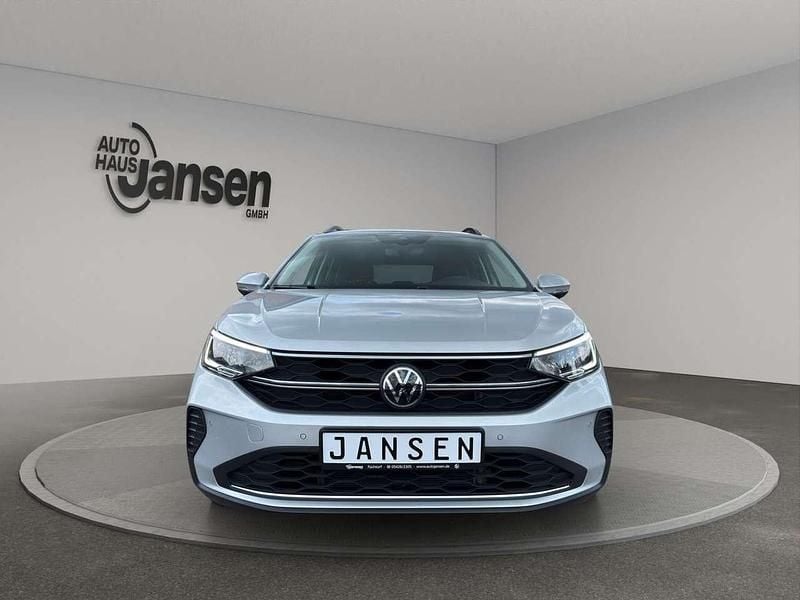 Gebraucht VW Taigo Life 150 PS (110 kW) 2024 Reflexsilber metallic SUV