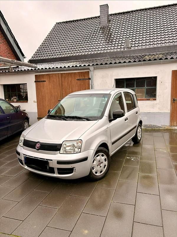 Gebraucht Fiat Panda 69 PS (50 kW) 2012 Grau Kleinwagen