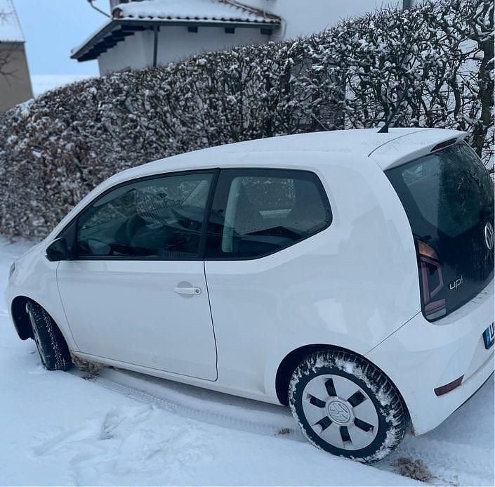 Gebraucht VW up! 60 PS (44 kW) 2019 Weiß Kleinwagen