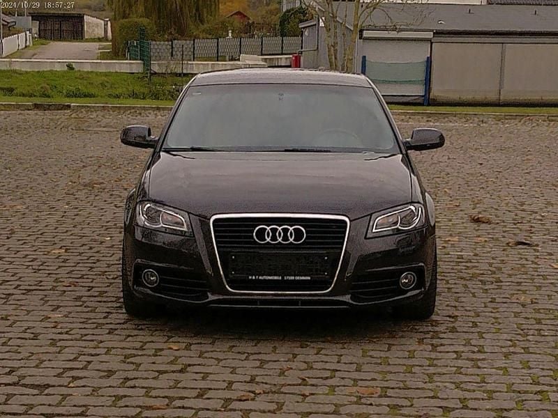 Gebraucht Audi A3 S-Line 105 PS (77 kW) 2012 Braun Kleinwagen