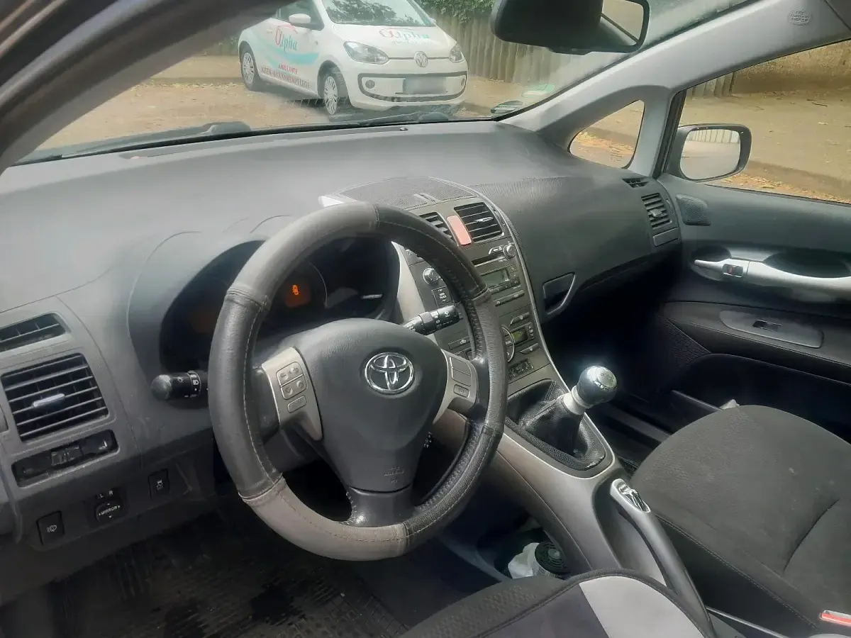 Gebraucht Toyota Auris 177 PS (130 kW) 2007 Schwarz Kleinwagen