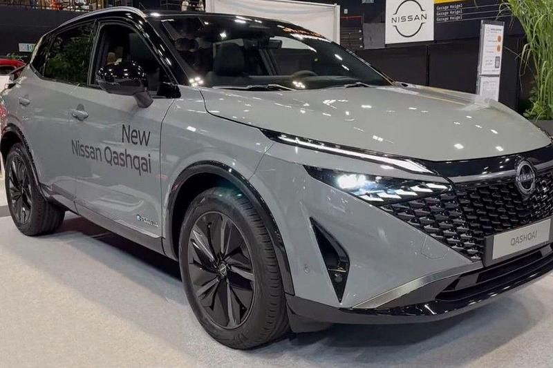 Grau Neu 2025 Nissan Qashqai Tekna SUV | 31.290 € (Guter Preis) - Bild 1/4