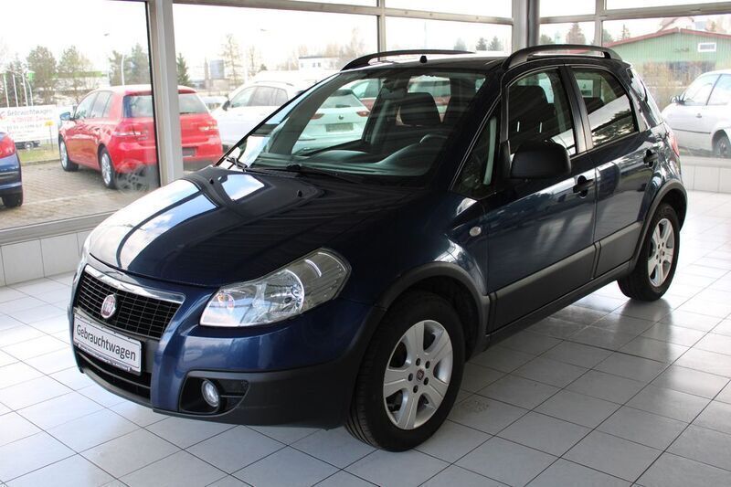 Blau Gebraucht 2008 Fiat Sedici Dynamic SUV | 3.400 € (Fairer Preis) - Bild 1/4