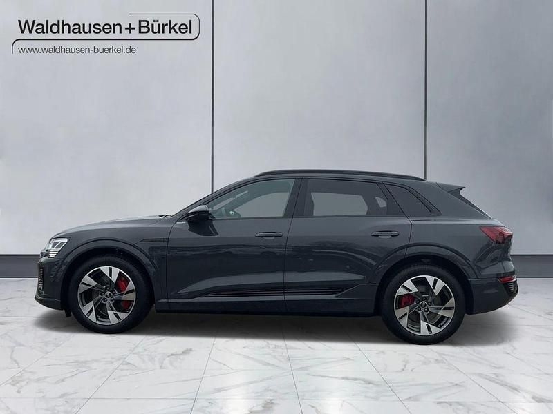 Gebraucht Audi Q8 e-tron S-Line 250 kW (340 PS) 2024 Grau SUV