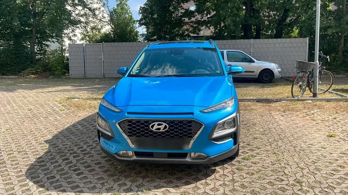 Gebraucht Hyundai Kona 141 PS (103 kW) 2020 Blau SUV