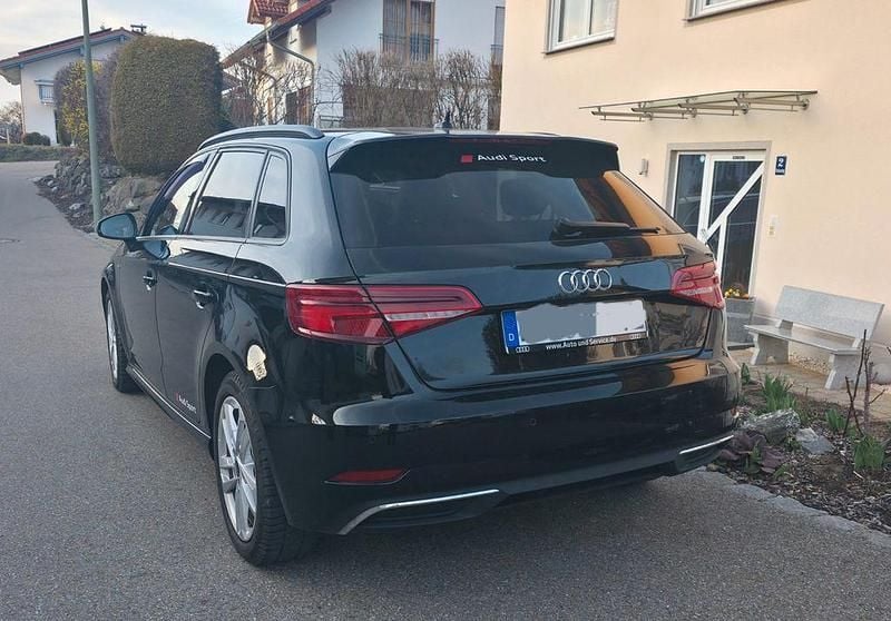 Gebraucht Audi e-tron Ambiente 204 PS (150 kW) 2019 Schwarz SUV