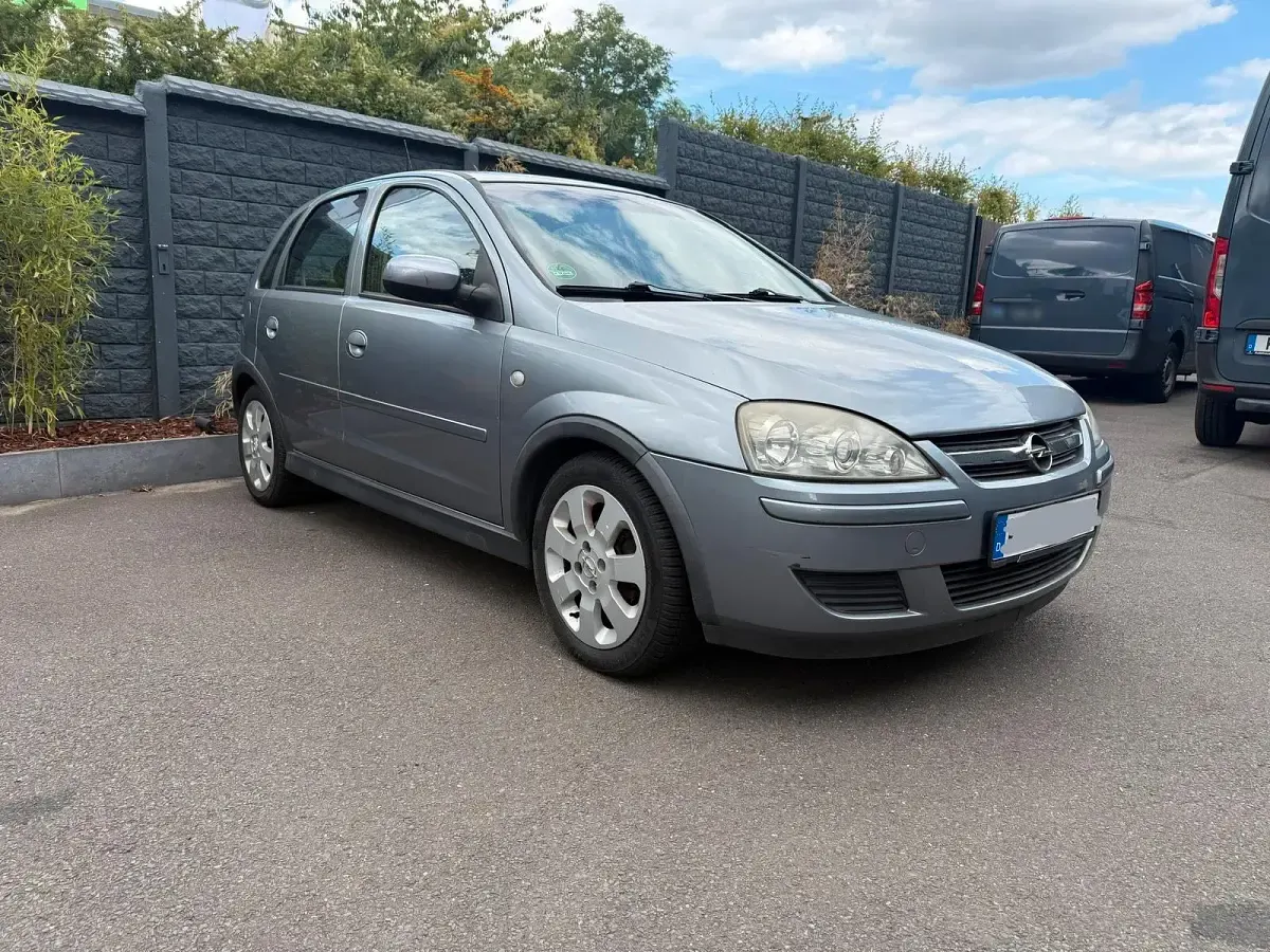 Gebraucht Opel Corsa 80 PS (58 kW) 2006 Silber Kleinwagen