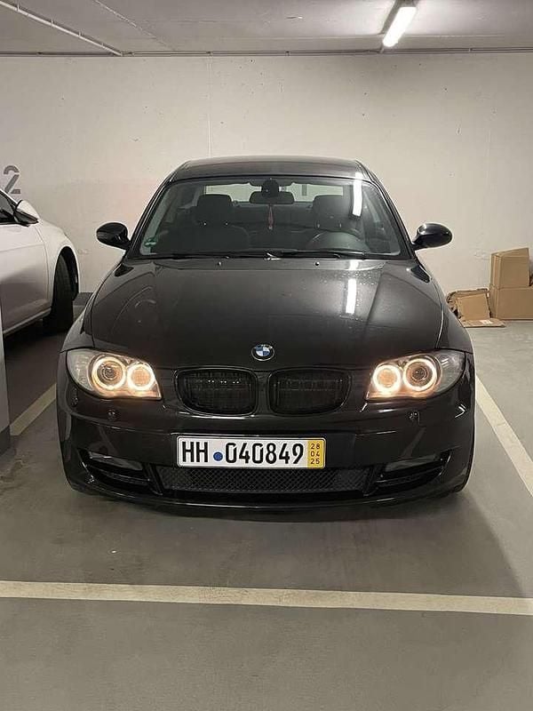 Gebraucht BMW M1 184 PS (135 kW) 2006 Schwarz Coupé