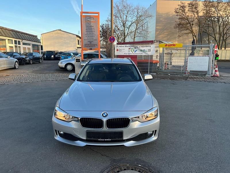 Silber Gebraucht 2015 BMW 320 Kombi | 8.500 € (Guter Preis) - Bild 1/4