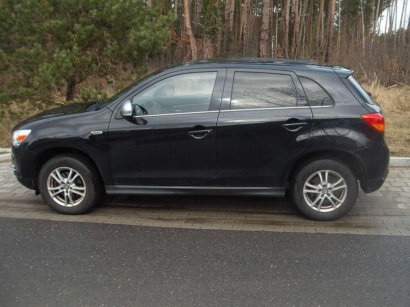 Gebraucht Mitsubishi ASX Intense 117 PS (86 kW) 2014 Pantherschwarz (p) SUV