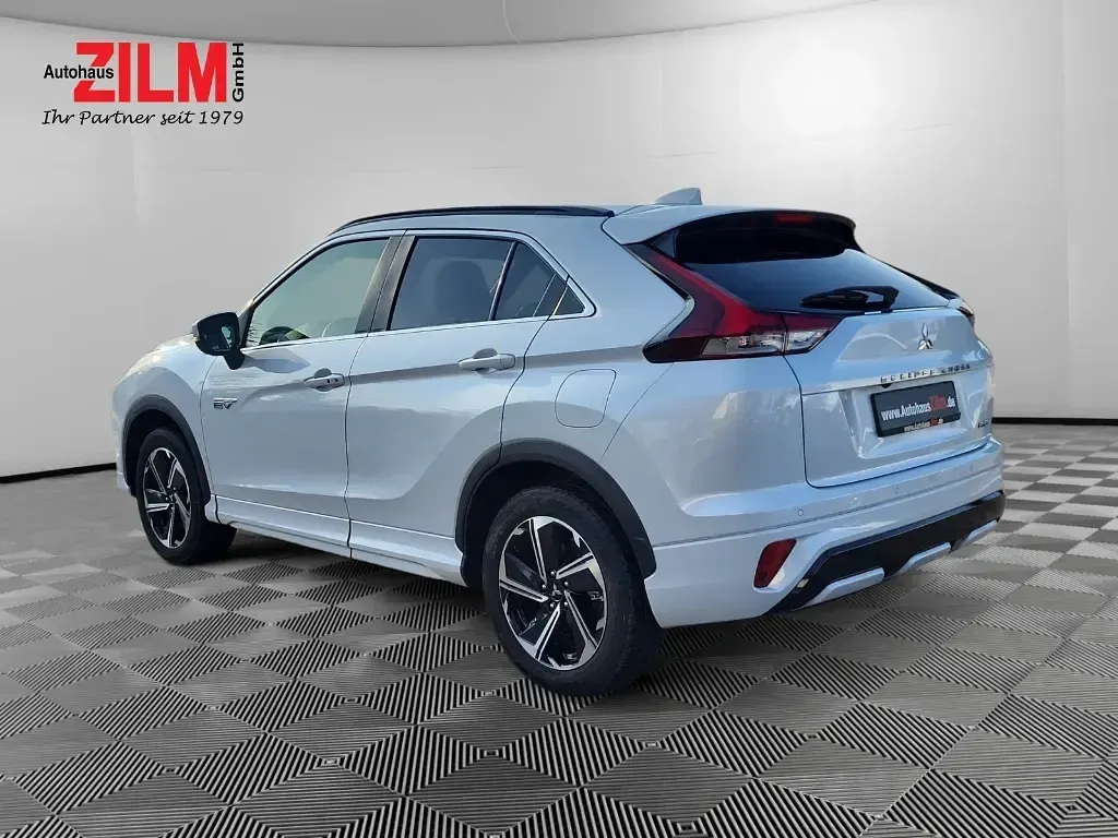 Gebraucht Mitsubishi Eclipse Cross Select 188 PS (138 kW) 2024 Weiß SUV