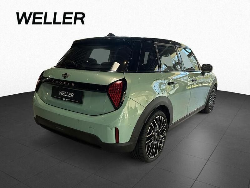 Usado Mini Cooper 156 HP (114 kW) 2024 Verde Citadino