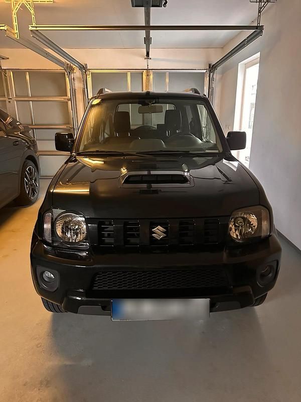Gebraucht Suzuki Jimny 84 PS (61 kW) 2016 Schwarz SUV