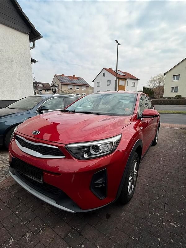 Gebraucht Kia Stonic 99 PS (72 kW) 2018 Rot SUV