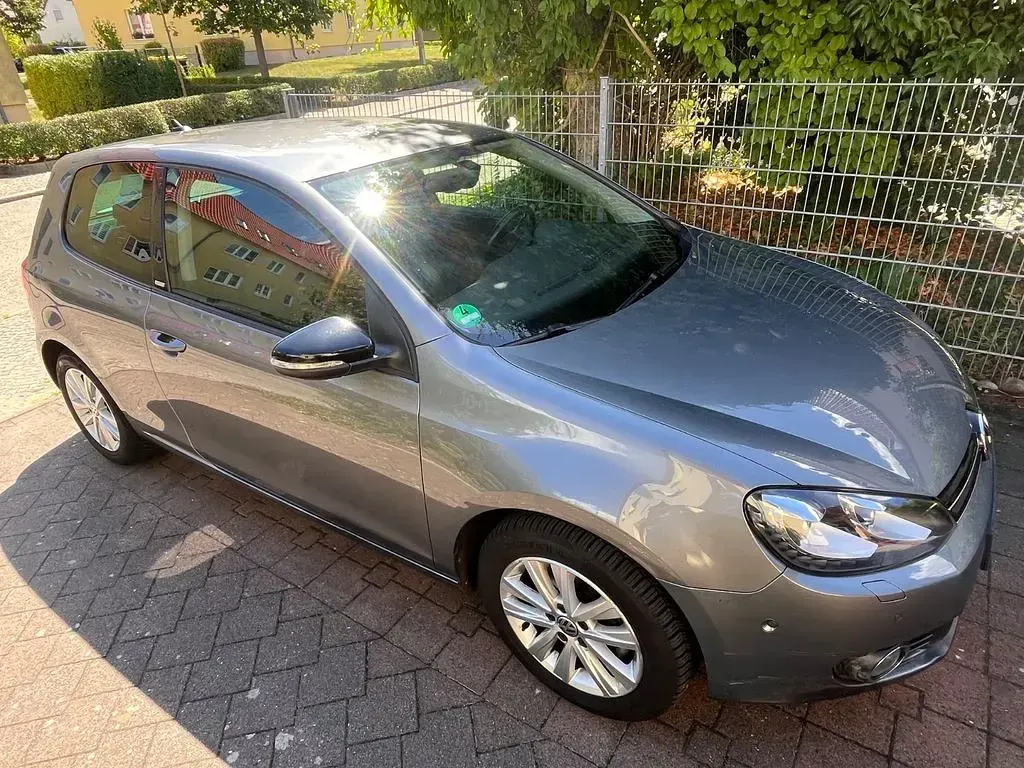 Gebraucht VW Golf VII Style 122 PS (89 kW) 2012 Grau Limousine