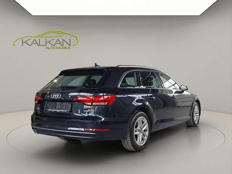 Gebraucht Audi A4 Design 190 PS (139 kW) 2016 Blau Kombi