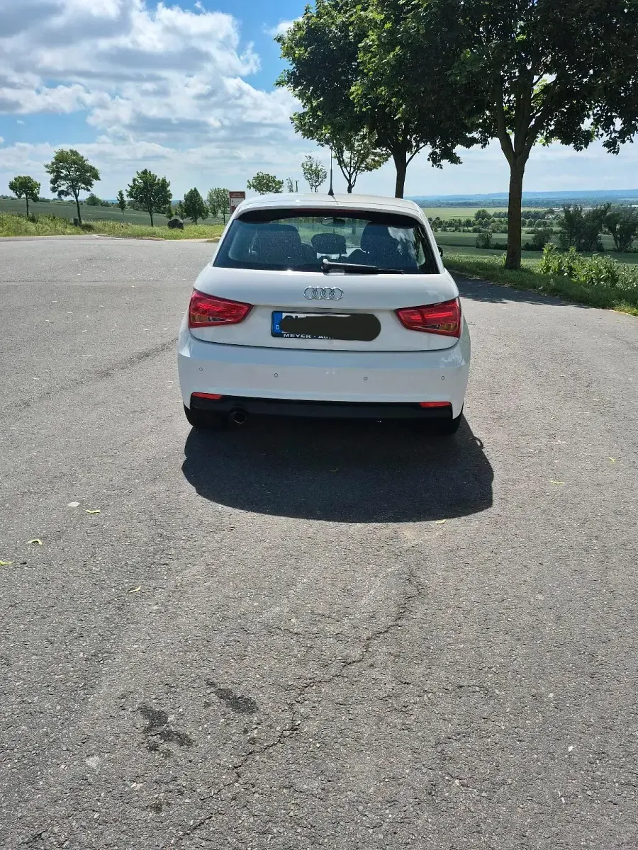 Gebraucht Audi A1 Sportback 82 PS (60 kW) 2018 Weiß Kleinwagen