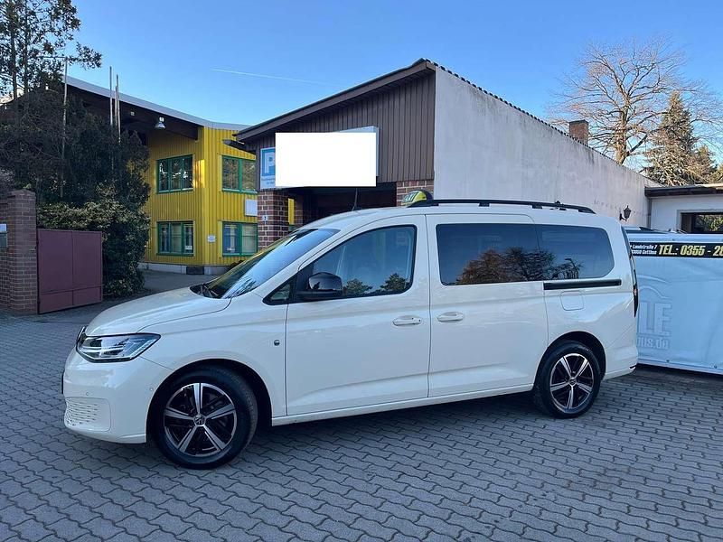 Gebraucht VW Caddy Maxi 131 PS (96 kW) 2023 Gelb Van / Kleinbus