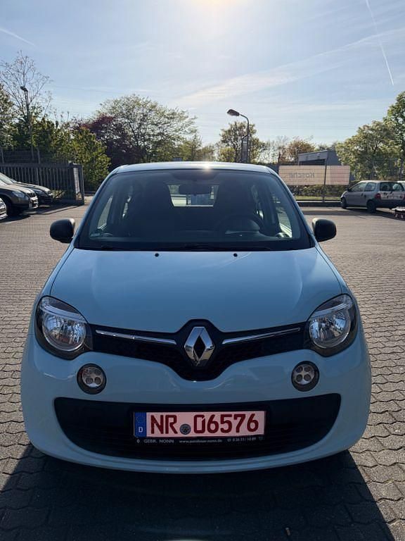 Second-hand Renault Twingo Expression 71 CP (52 kW) 2014 Hatchback