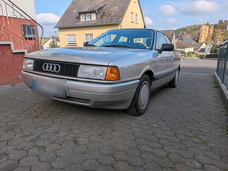 Second-hand Audi 80 90 CP (66 kW) 1987 Argintiu Berlinǎ