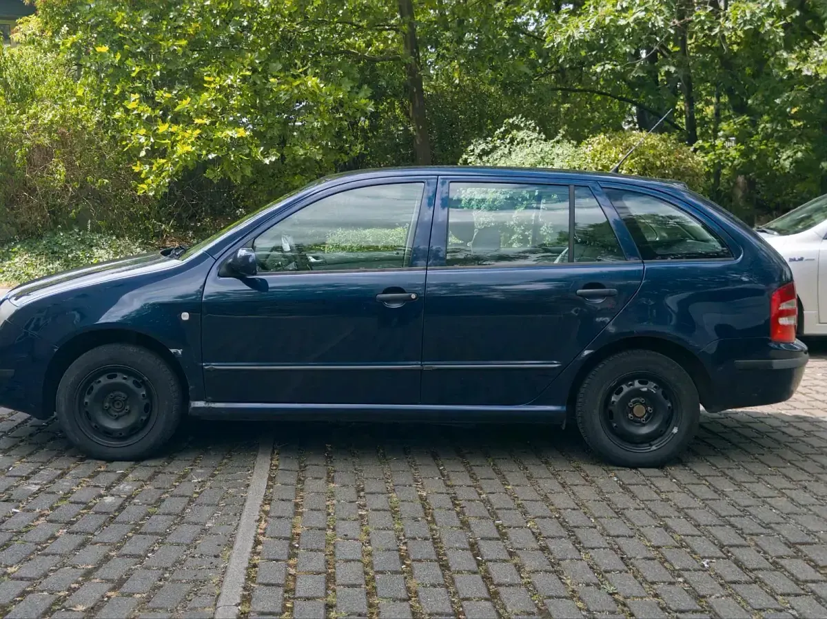 Gebraucht Skoda Fabia 75 PS (55 kW) 2002 Blau Limousine