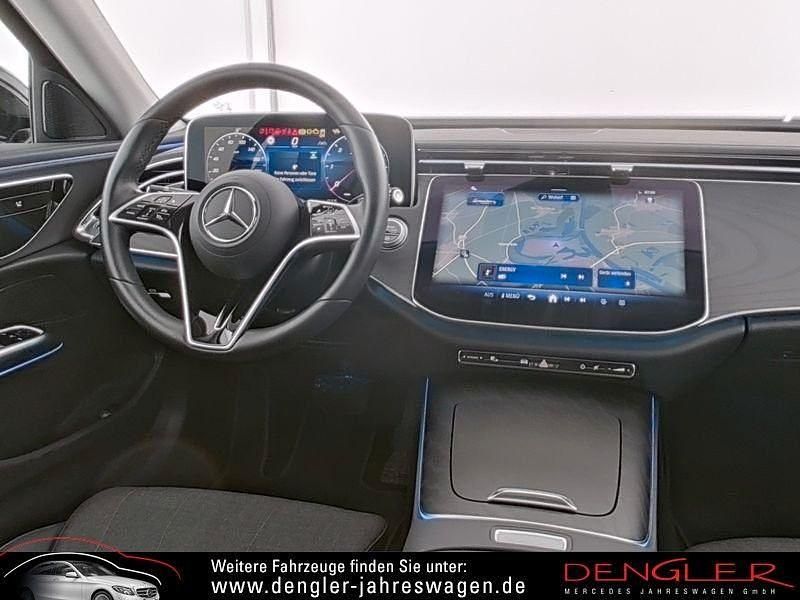 Gebraucht Mercedes E220 Advanced 197 PS (144 kW) 2024 Schwarz Limousine