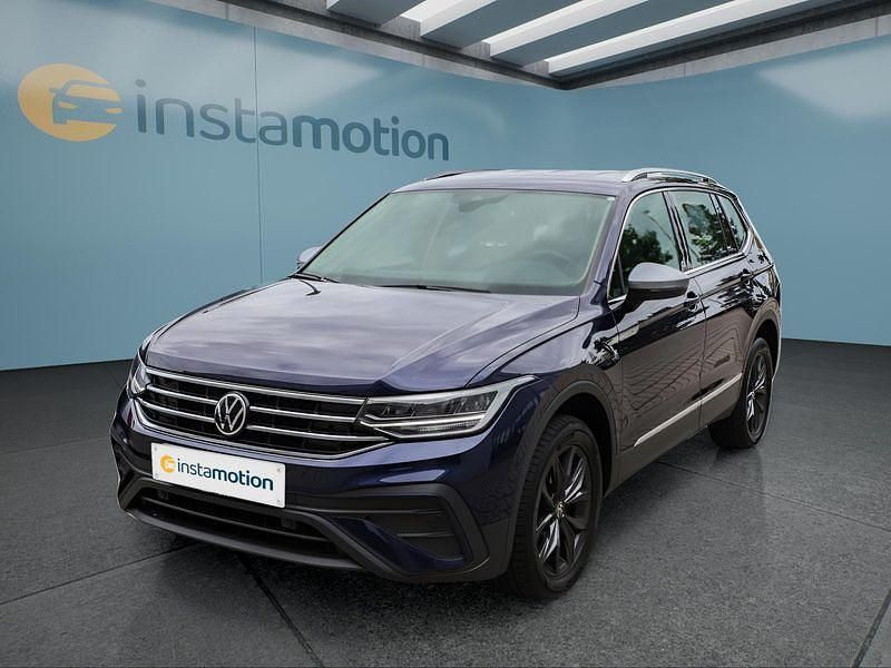 Blau Gebraucht 2023 VW Tiguan SUV | 34.199 € (Fairer Preis) - Bild 1/4