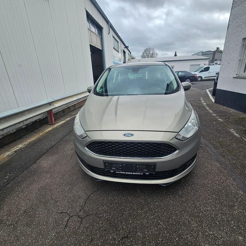 Grau Gebraucht 2018 Ford C-MAX Van / Kleinbus | 9.990 € (Superpreis) - Bild 1/4