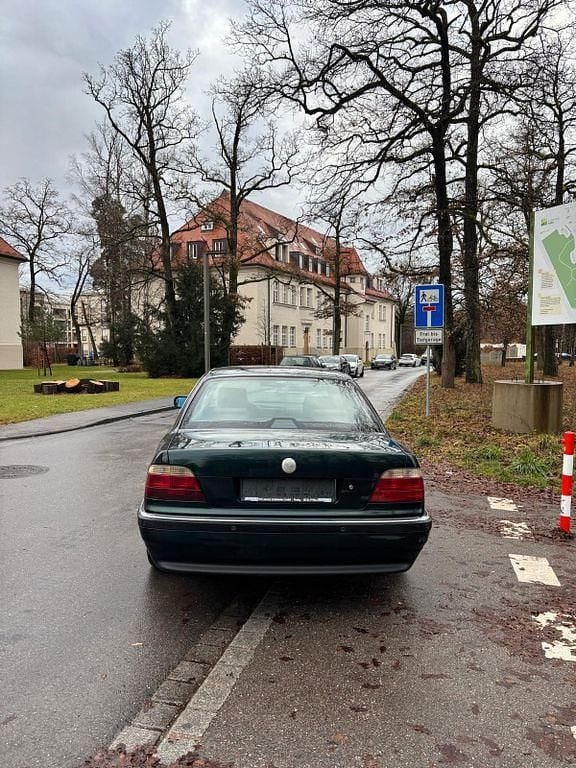 Gebraucht BMW 735 235 PS (172 kW) 1997 Grün Limousine
