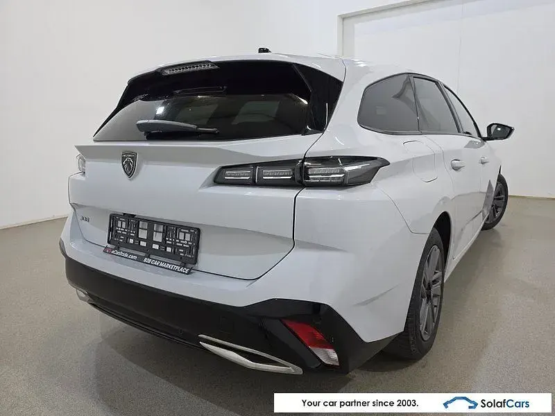 Gebraucht Peugeot 308 Allure 131 PS (96 kW) 2024 Weiß Limousine