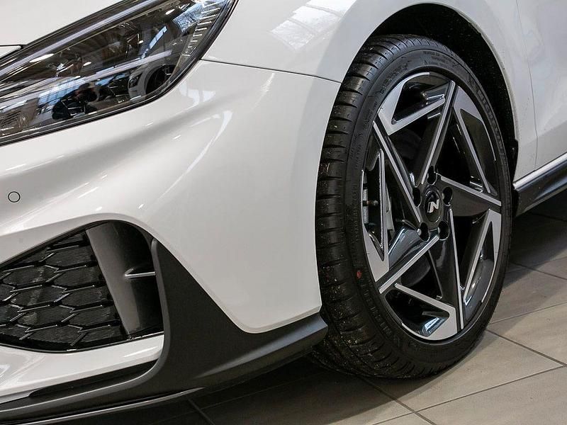 Neu Hyundai i30 N Line 140 PS (102 kW) 2025 Weiß Kombi