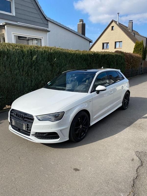 Gebraucht Audi A3 S-Line 184 PS (135 kW) 2015 Weiß Limousine