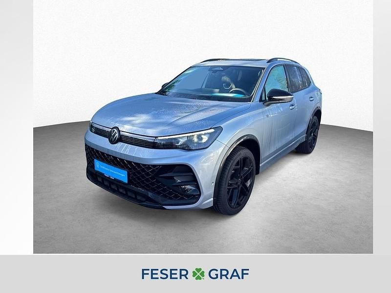 Oyster silver metallic Gebraucht 2025 VW Tiguan R-line SUV | 45.390 € (Fairer Preis) - Bild 1/4