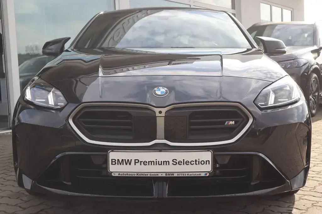Brugt BMW M135 Performance 300 HK (220 kW) 2025 Sort Hatchback