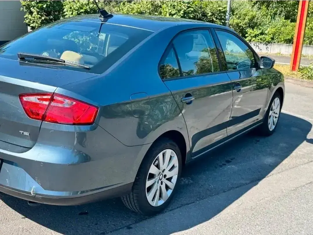 Gebraucht Seat Toledo 122 PS (89 kW) 2015 Grau Kleinwagen
