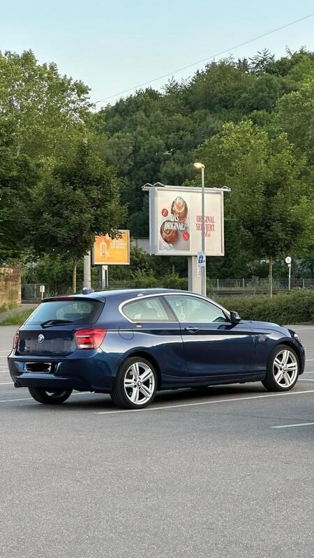 Blau Gebraucht 2013 BMW 120 Kleinwagen | 5.900 € (Guter Preis) - Bild 1/4