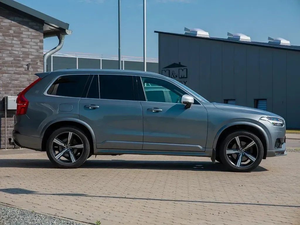 Gebraucht Volvo XC90 R-Design 235 PS (172 kW) 2019 Grau SUV