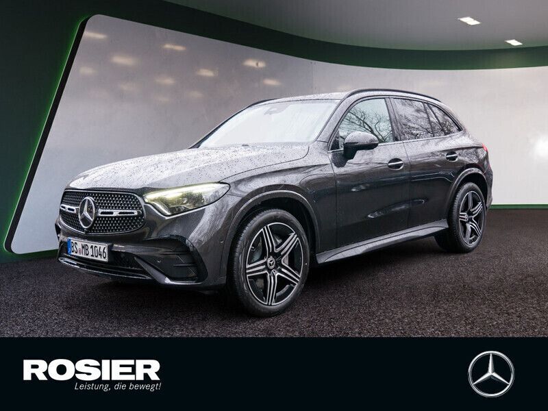 Grau / graphitgrau Gebraucht 2024 Mercedes GLC300 AMG line SUV | 64.490 € (Fairer Preis) - Bild 1/4
