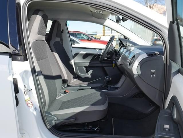 Gebraucht VW e-up! Style 61 kW (83 PS) 2023 Kleinwagen