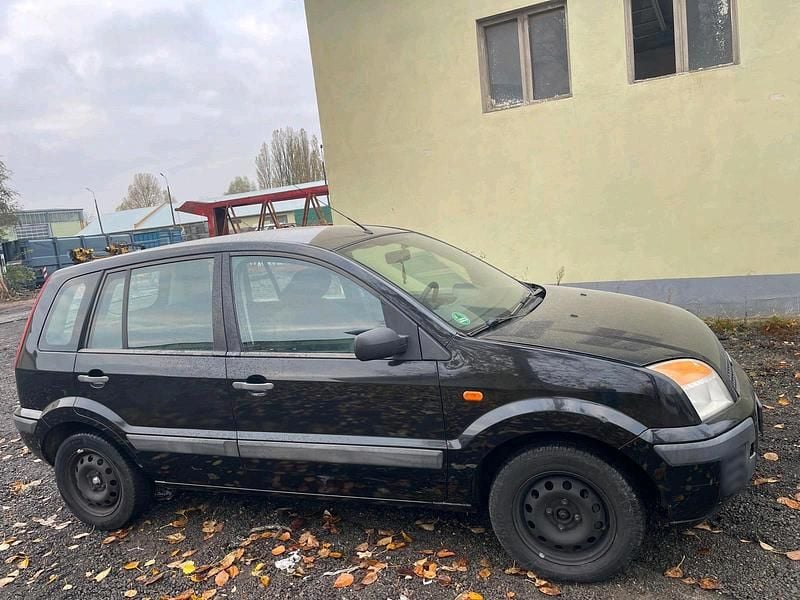 Gebraucht Ford Fusion 68 PS (50 kW) 2006 Schwarz Kleinwagen