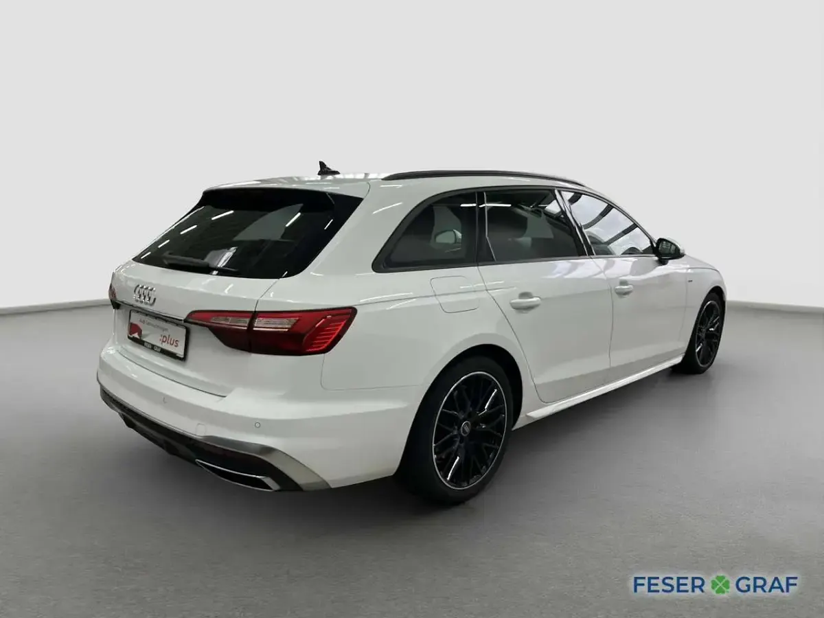 Gebraucht Audi A4 Sport 163 PS (119 kW) 2023 Ibisweiß Kombi