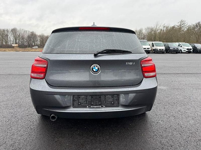 Gebraucht BMW 116 136 PS (100 kW) 2013 Grau Kleinwagen