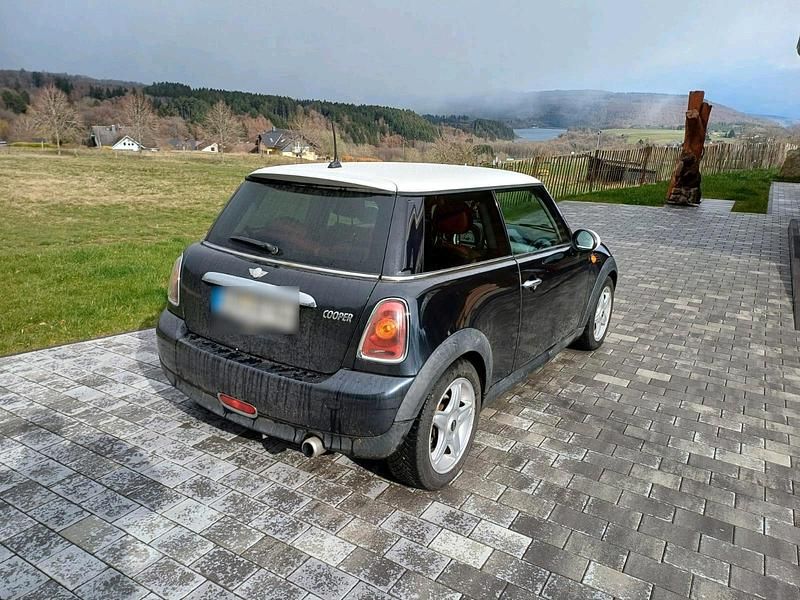 Second-hand Mini Cooper 120 CP (88 kW) 2008 Negru Hatchback