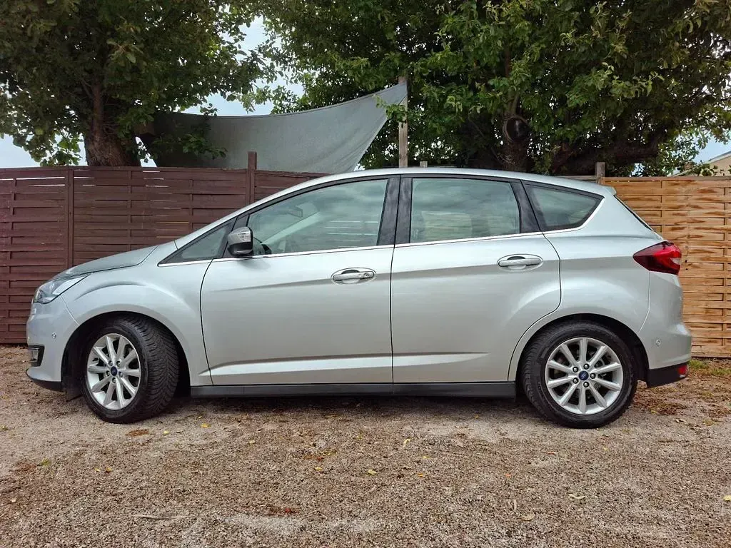 Gebraucht Ford C-MAX Titanium 125 PS (91 kW) 2016 Silber Van / Kleinbus