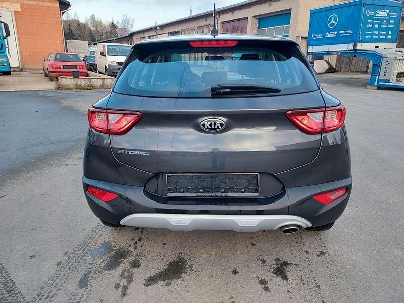 Gebraucht Kia Stonic Spirit 99 PS (72 kW) 2019 Schwarz SUV