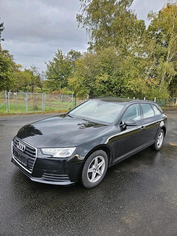 Schwarz Gebraucht 2019 Audi A4 Kombi | 14.700 € (Superpreis) - Bild 1/4