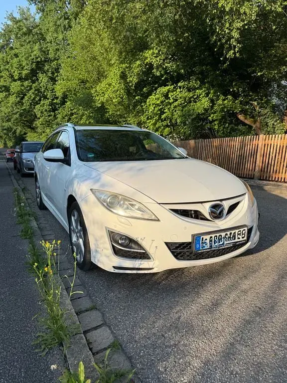 Gebraucht Mazda 6 Go 179 PS (131 kW) 2011 Weiß Limousine