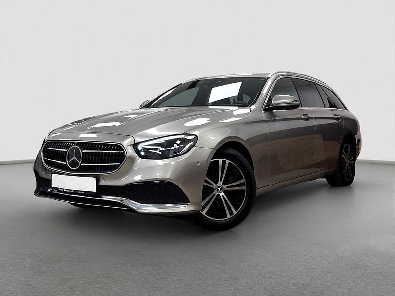 Gebraucht Mercedes E220 Avantgarde 200 PS (147 kW) 2022 Grau Limousine